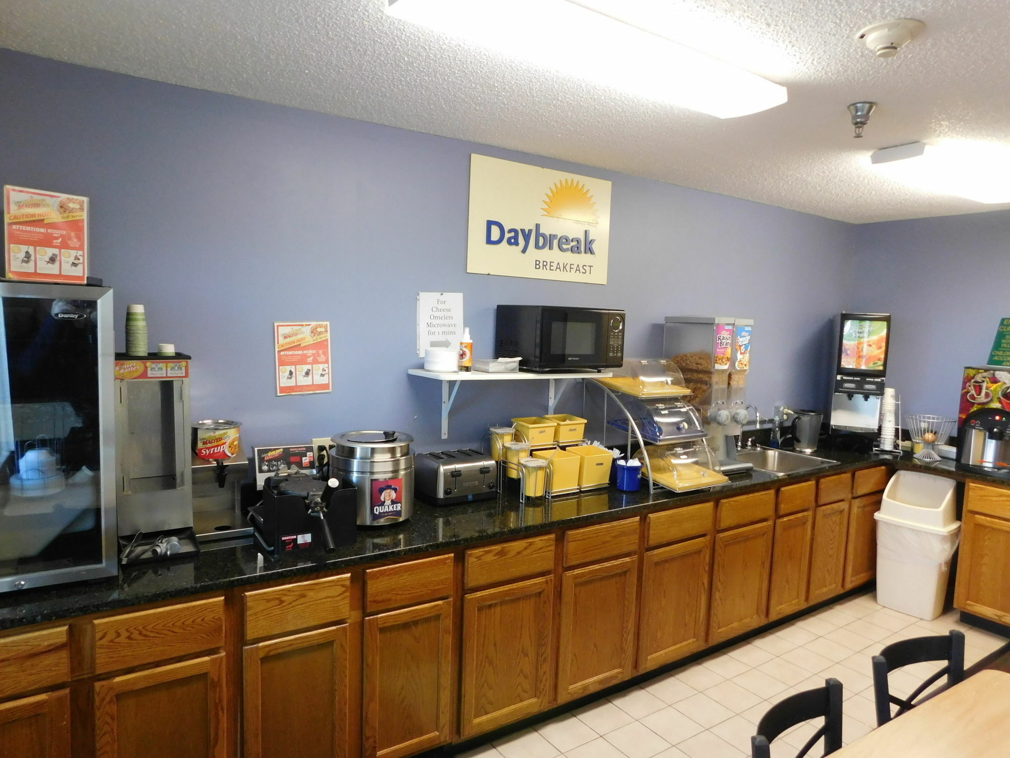 Days Inn By Wyndham Lexington Ne Exterior foto